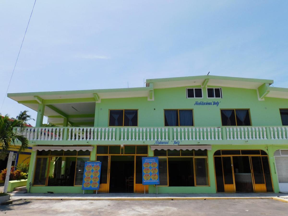 Casa de Huéspedes Yoli By Rotamundos Playa Chachalacas Extérieur photo