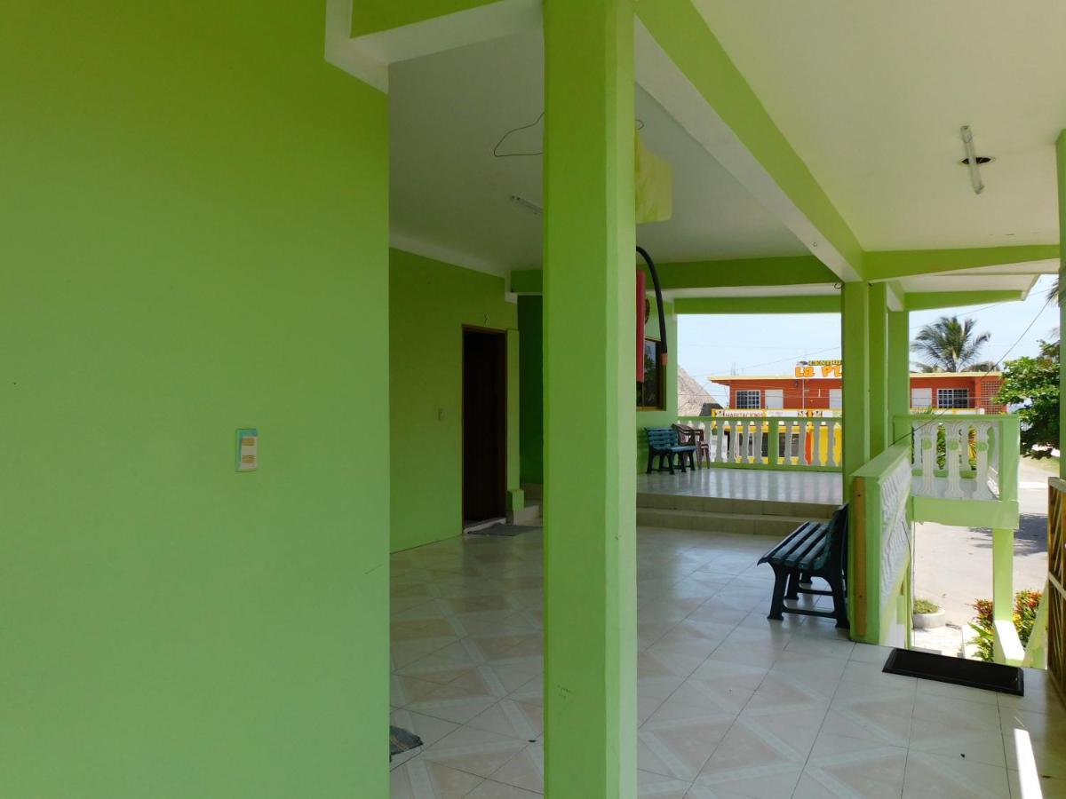 Casa de Huéspedes Yoli By Rotamundos Playa Chachalacas Extérieur photo